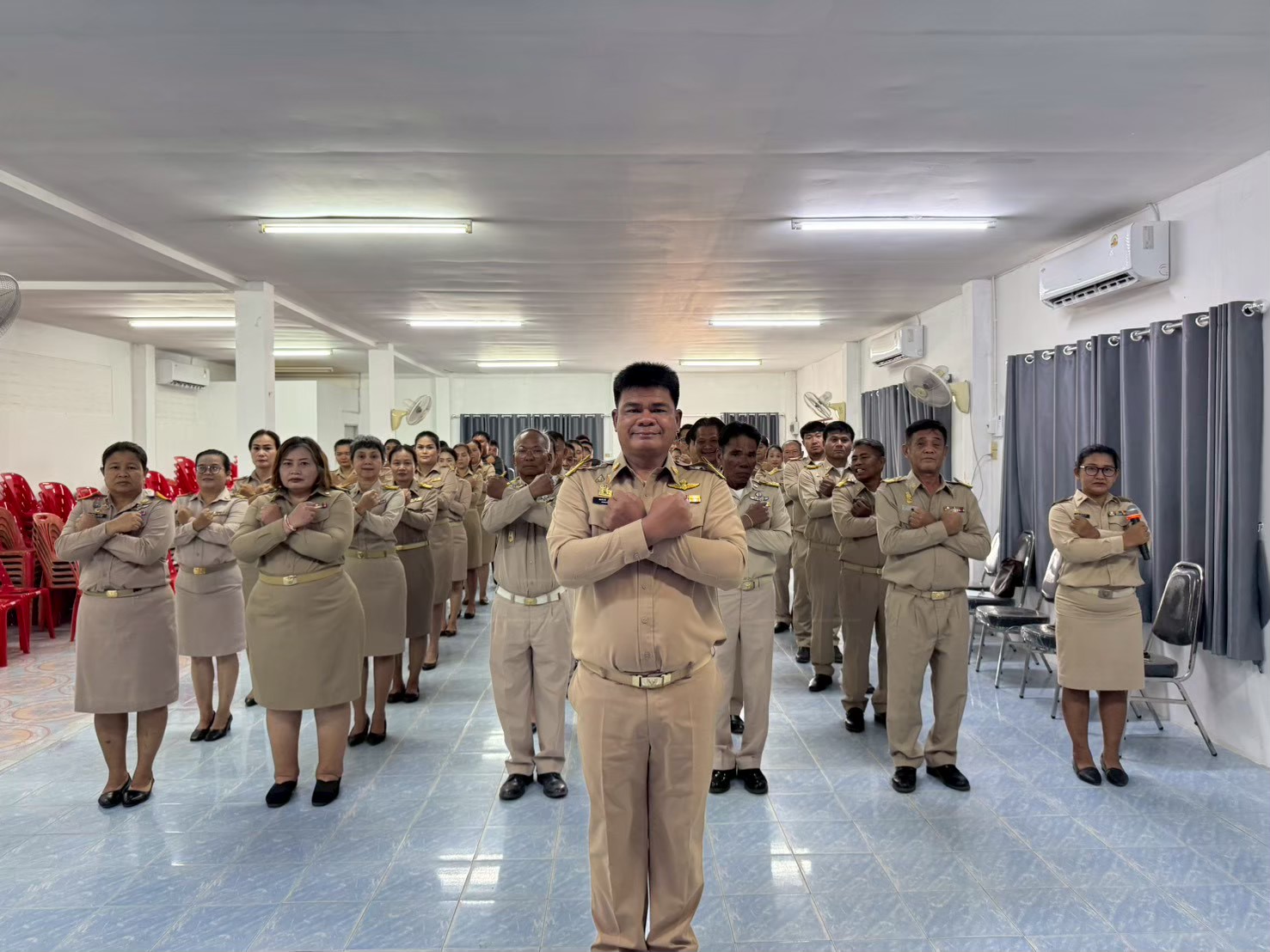 ชื่อกิจกรรม : ในวันที่ 24 เมษายน 2569 เวลา 10.00 น. เทศบาลตำบลขุย จัดกิจกรรมปลูกจิตสำนึก สร้างทัศนคติและค่านิยมที่ดีในการส่งเสริมให้เจ้าหน้าที่ของรัฐมีจิตสำนึกในการปฏิเสธการรับของขวัญและของกำนันทุกชนิดจากการปฏิบัติหน้าที่ (No Gift Policy) ณ สำนักงานเทศบาล