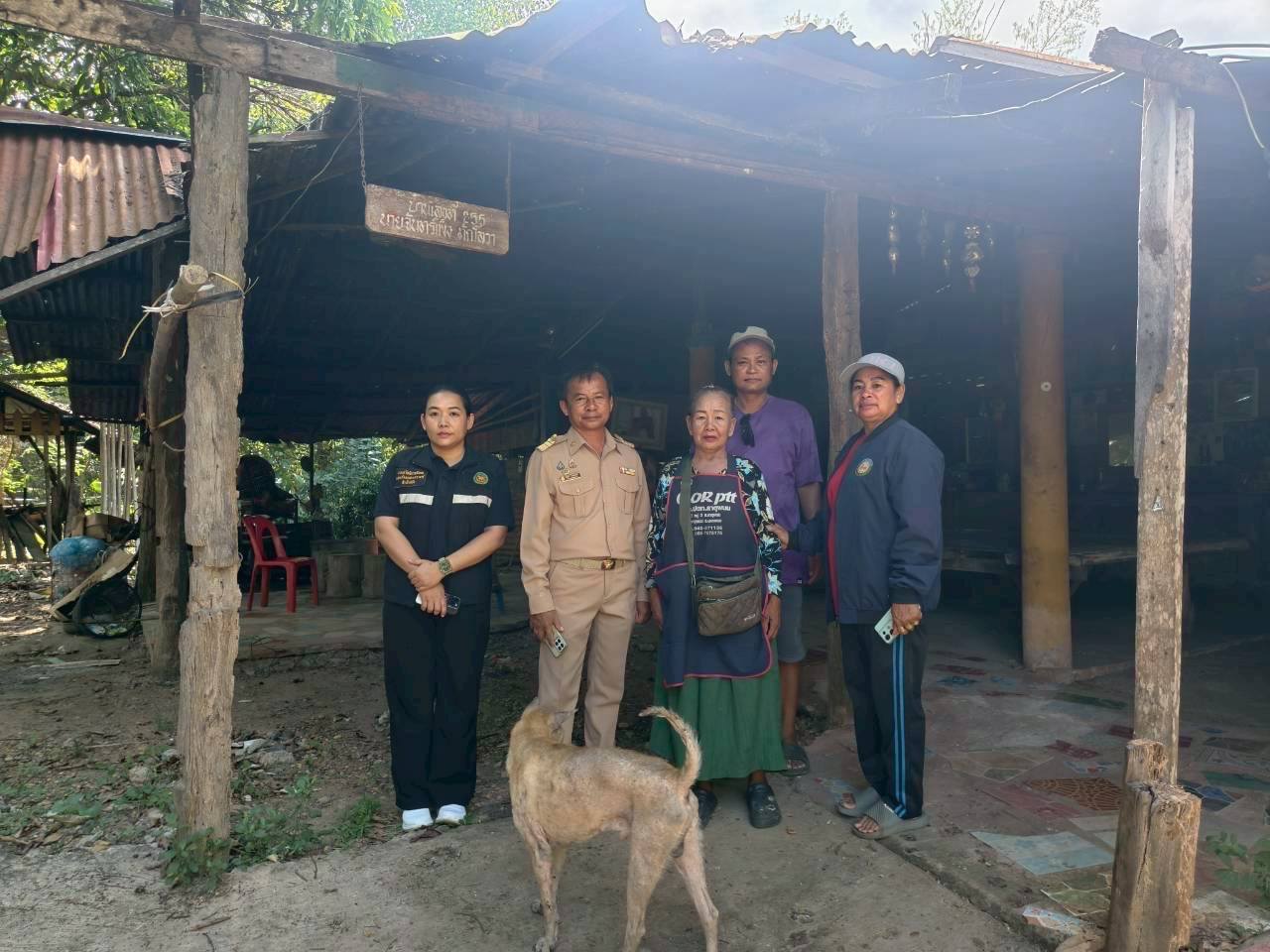 ประชาสัมพันธ์เทศบาลตำบลธาตุพนมใต้ งานสวัสดิการสังคมและสังคมสงเคราะห์ ออกพื้นที่ ณ บ้านโคกสว่างพัฒนา หมู่ที่ 7 เพื่อตรวจสอบความเดือนร้อนของประชาชนด้านคุณภาพชีวิต