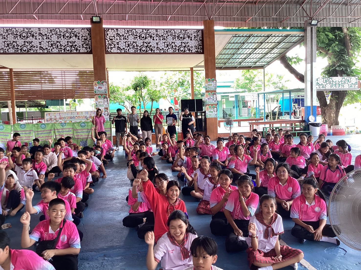 ประชาสัมพันธ์กิจกรรม การคัดแยกขยะ/โครงการธนาคารขยะ โรงเรียนธาตุพนมดรุณพัฒน์
