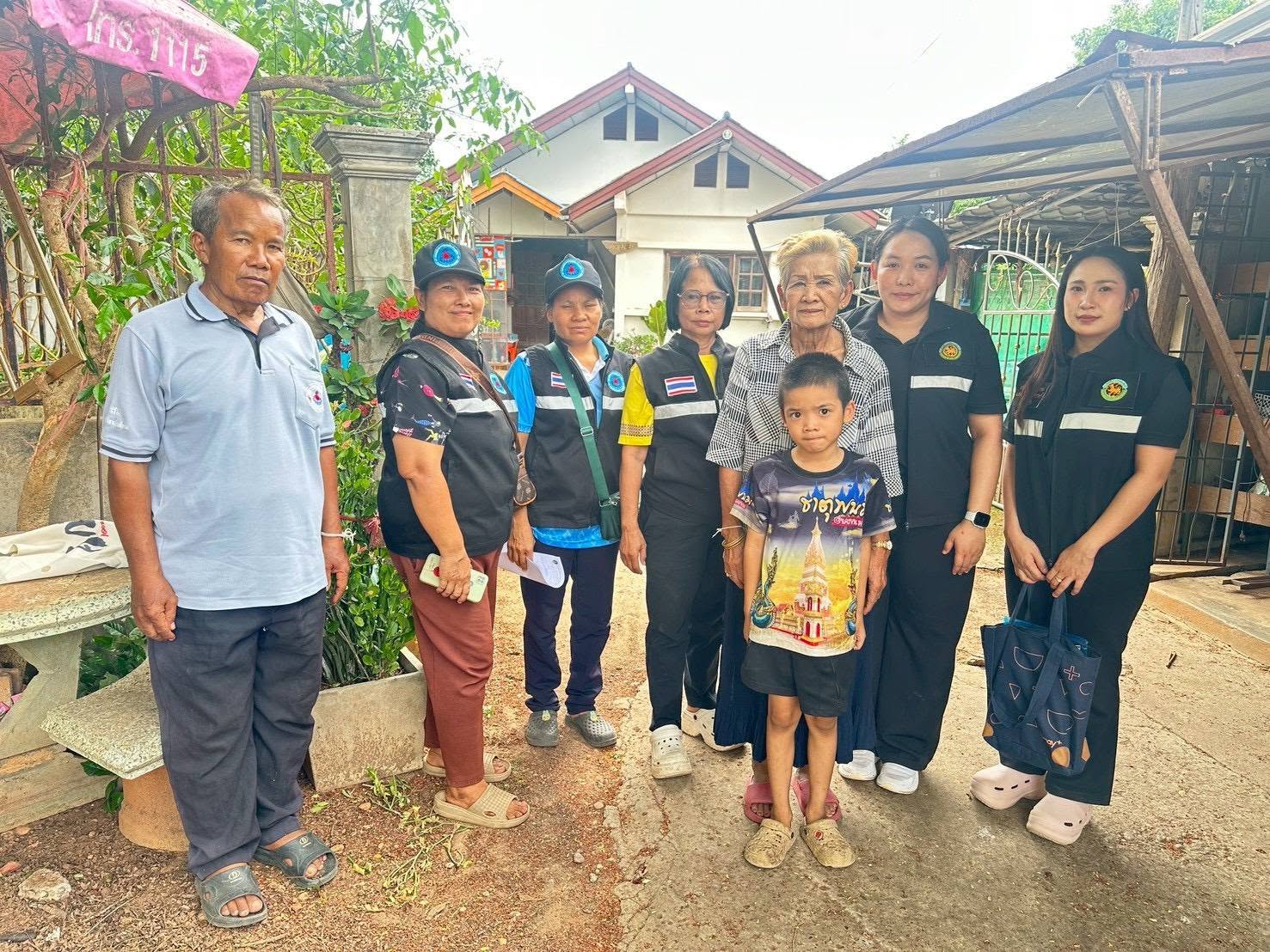 ประชาสัมพันธ์เทศบาลตำบลธาตุพนมใต้ ลงพื้นที่ตรวจสอบข้อเท็จจริงตามโครงการช่วยเหลือประชาชนฯ