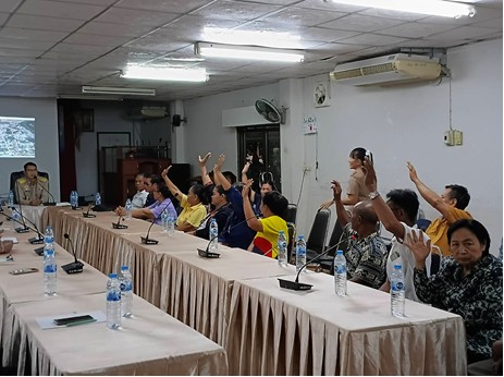 เทศบาลตำบลลำพาน ได้ดำเนินการประชุมประชาคมร่วมกับ คณะผู้บริหาร ผู้อำนวยการกองช่าง และผู้ใหญ่บ้านและประชาชน บ้านกุดอ้อ หมู่ที่ 4